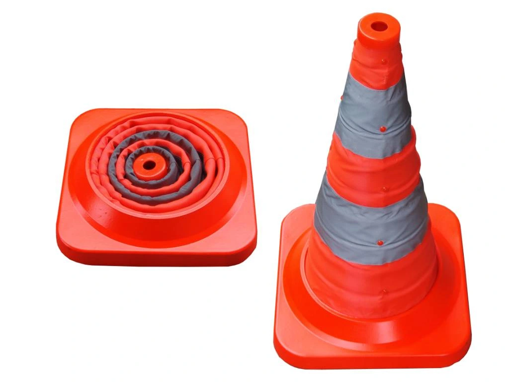 Cône de signalisation avec socle